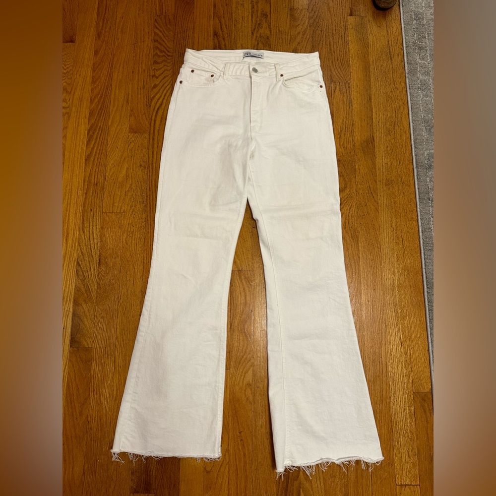Zara flare white jeans, size 8
